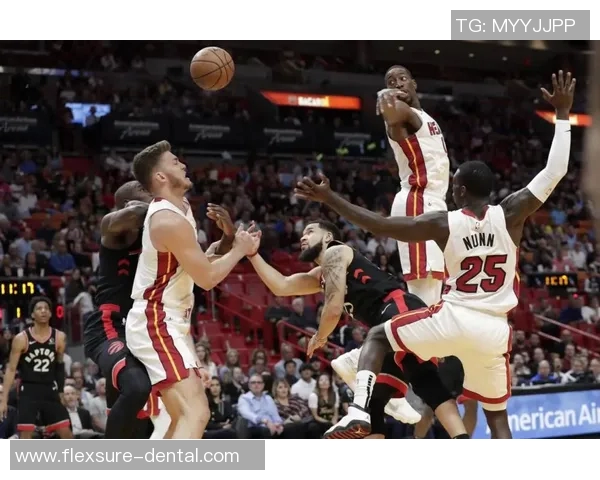 猛龙战胜活塞，范弗利特连续第三场超20+！